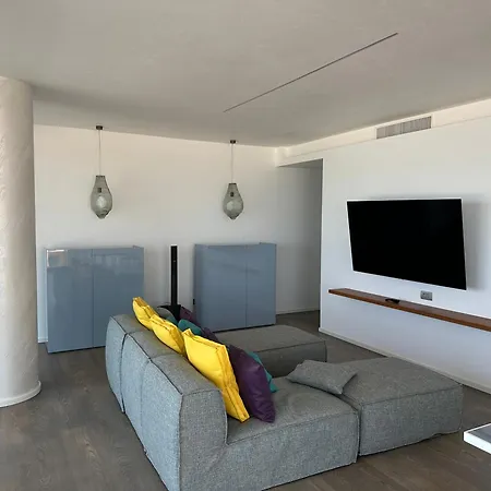 Luxury Fronte Mare Con Ombrellone Apartamento